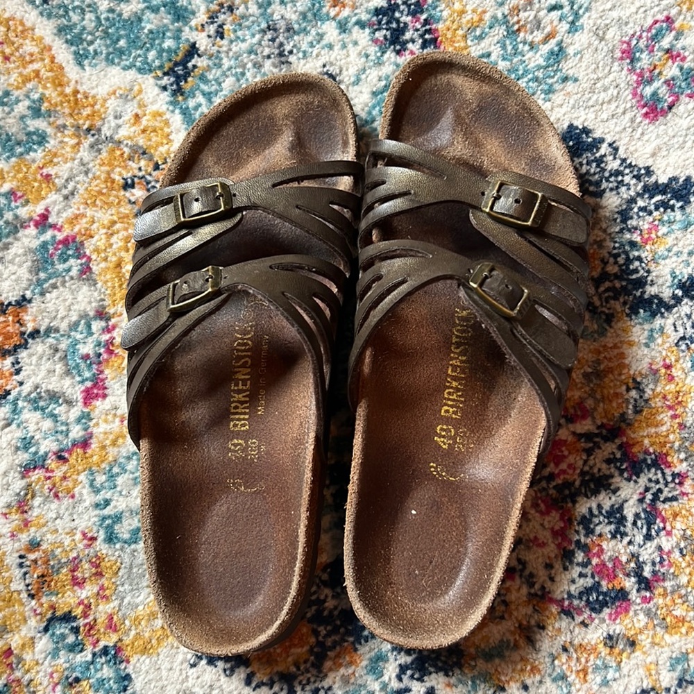 Size 40 L Birkenstock sandals.